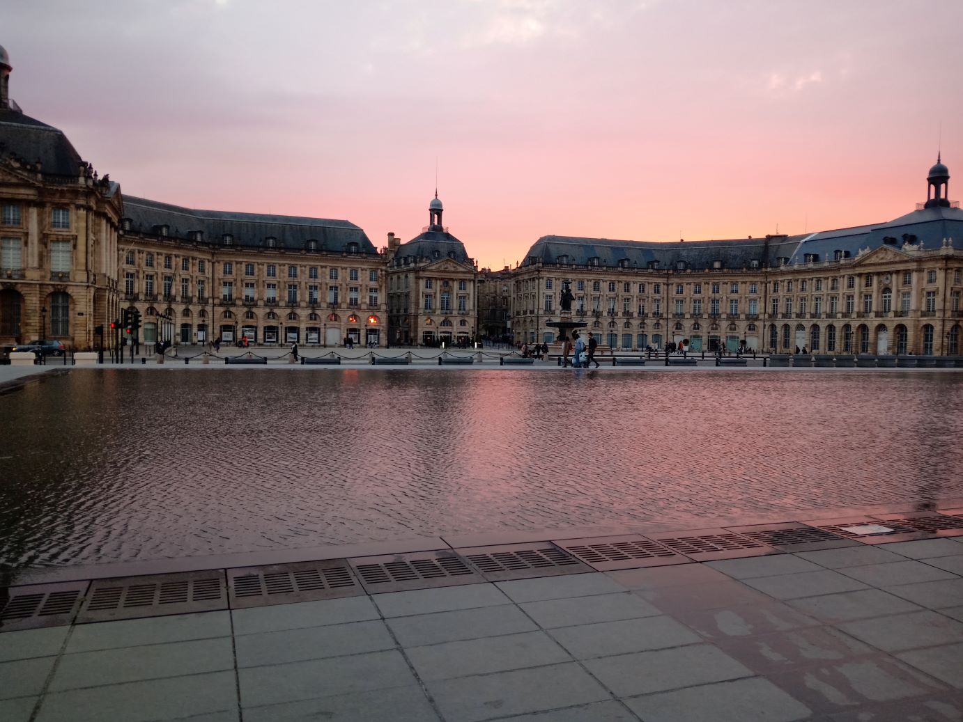 Architecture in the city of Bordeaux